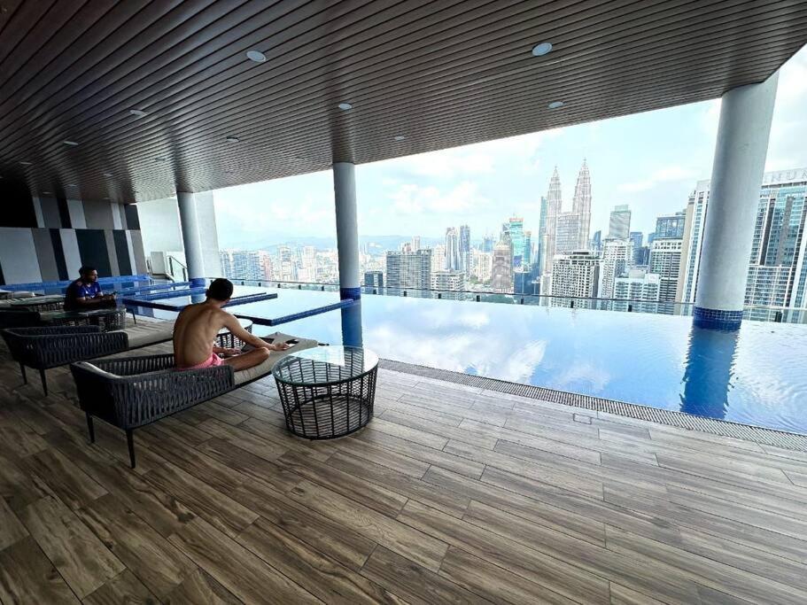 The Colony Klcc View By Nzv Apartment *