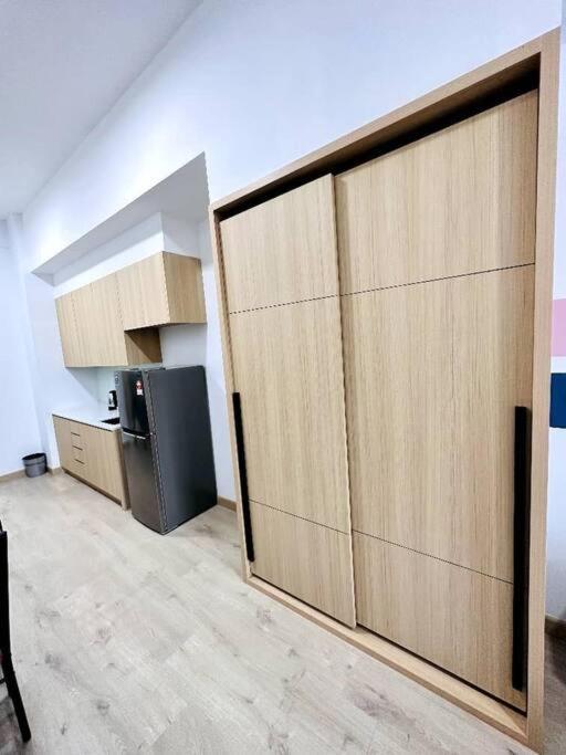 The Colony Klcc View By Nzv Apartment